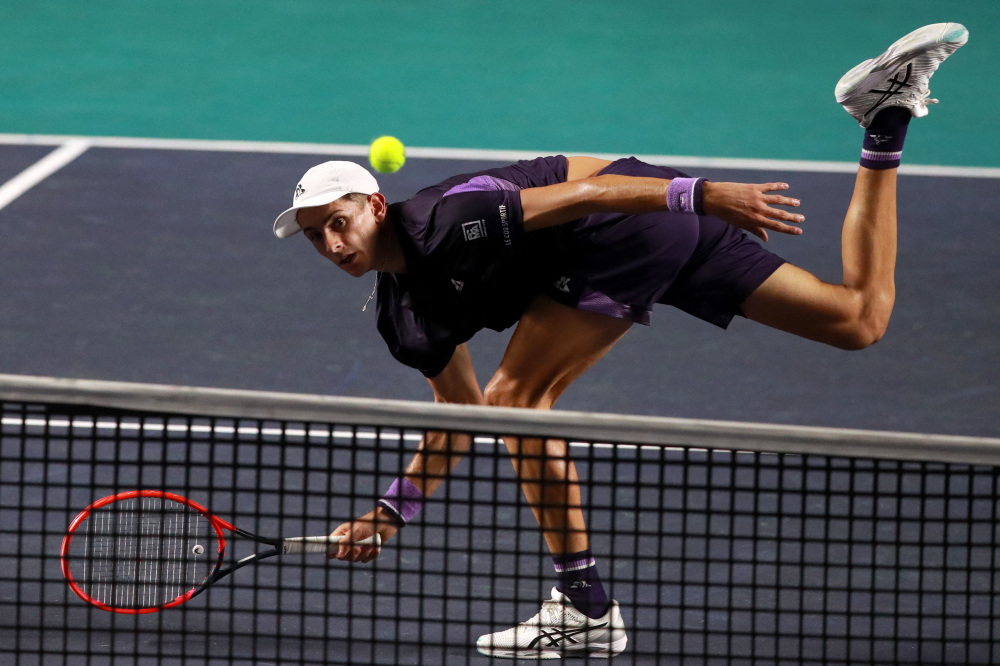 依然充满希 依然充满希