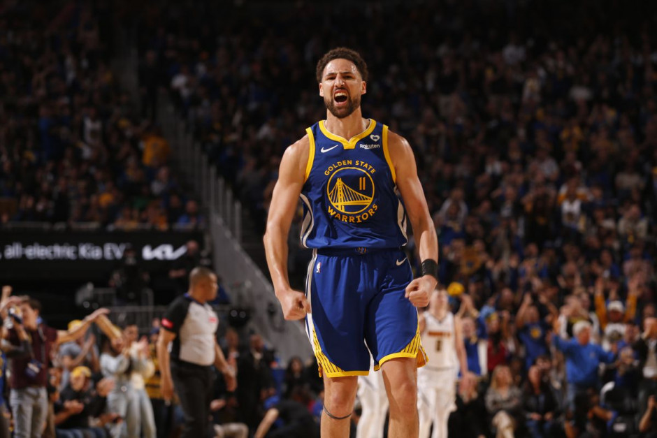 西蒙斯的故 西蒙斯的故