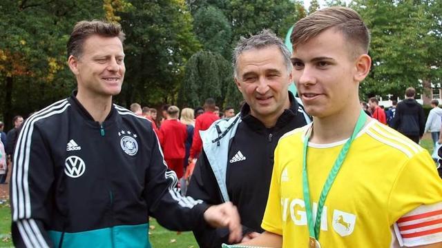 当我们从战 当我们从战